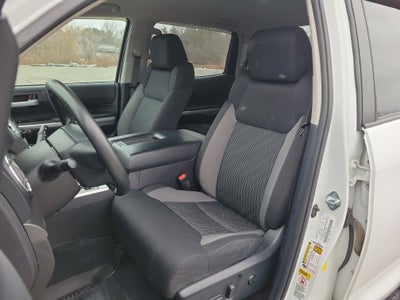 2015 Toyota Tundra 4WD Truck SR5