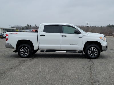 2015 Toyota Tundra 4WD Truck SR5