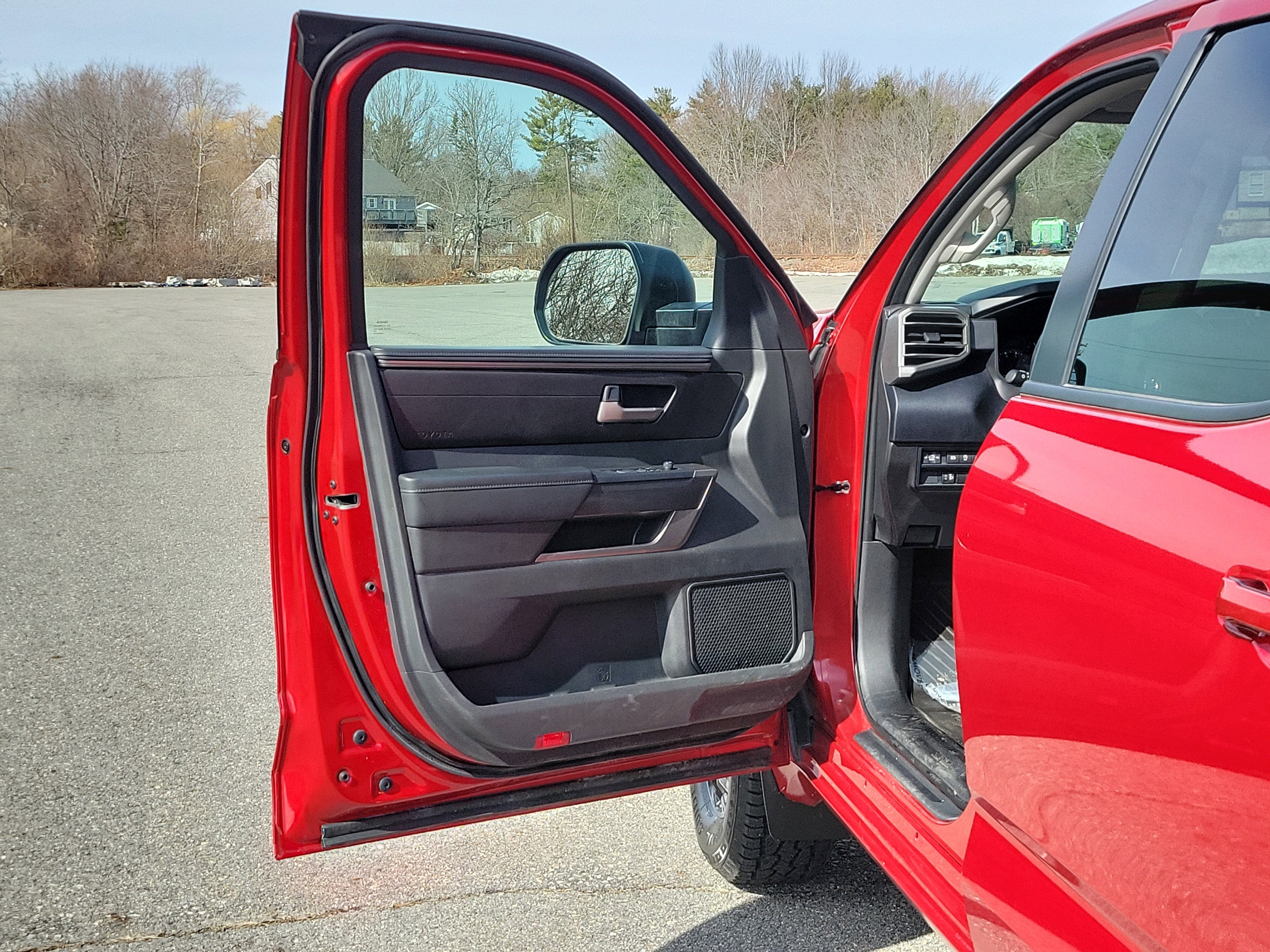 2024 Toyota Tundra 4WD SR5