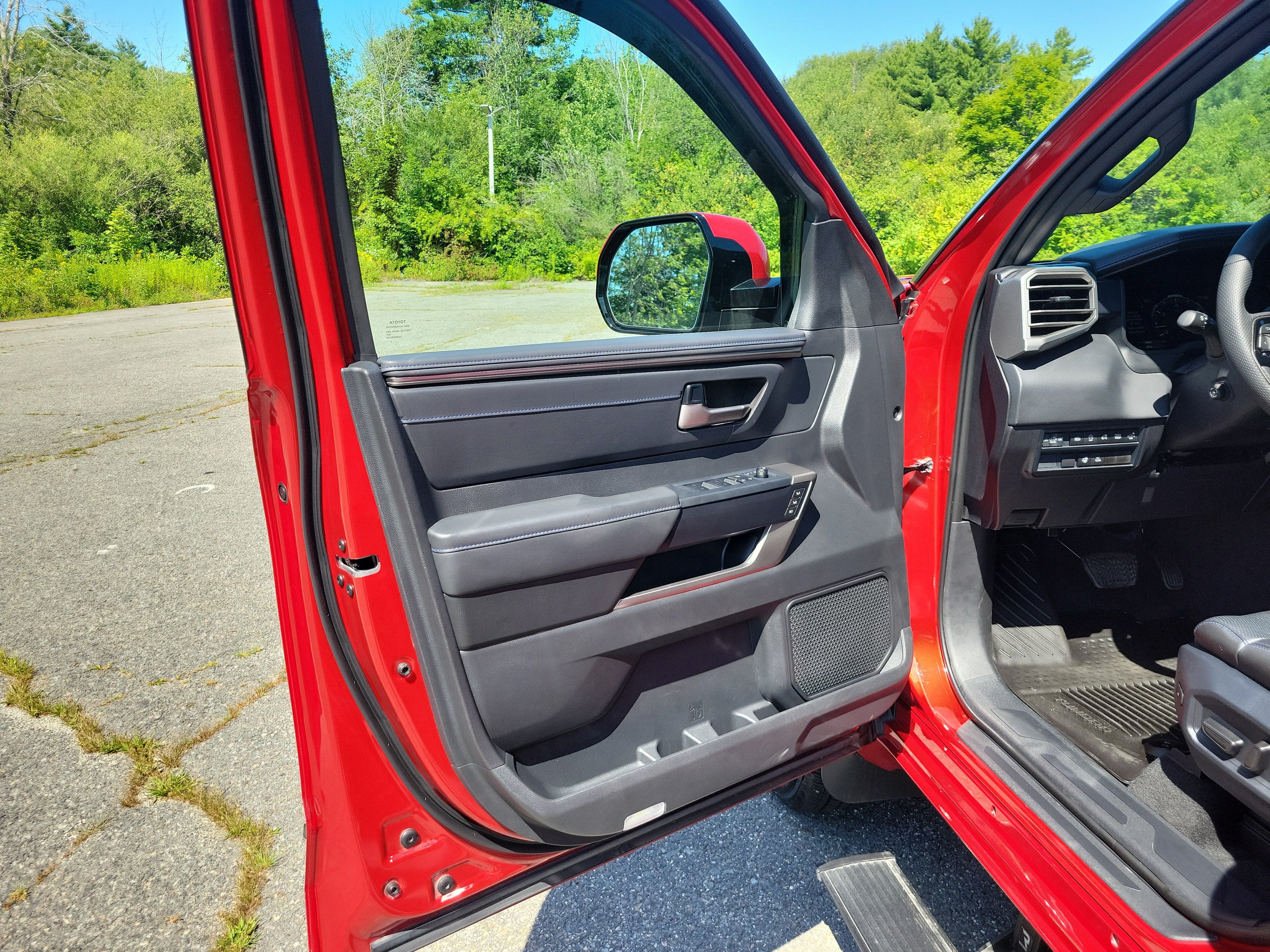 2026 Toyota Tundra Platinum CrewMax 5.5' Bed