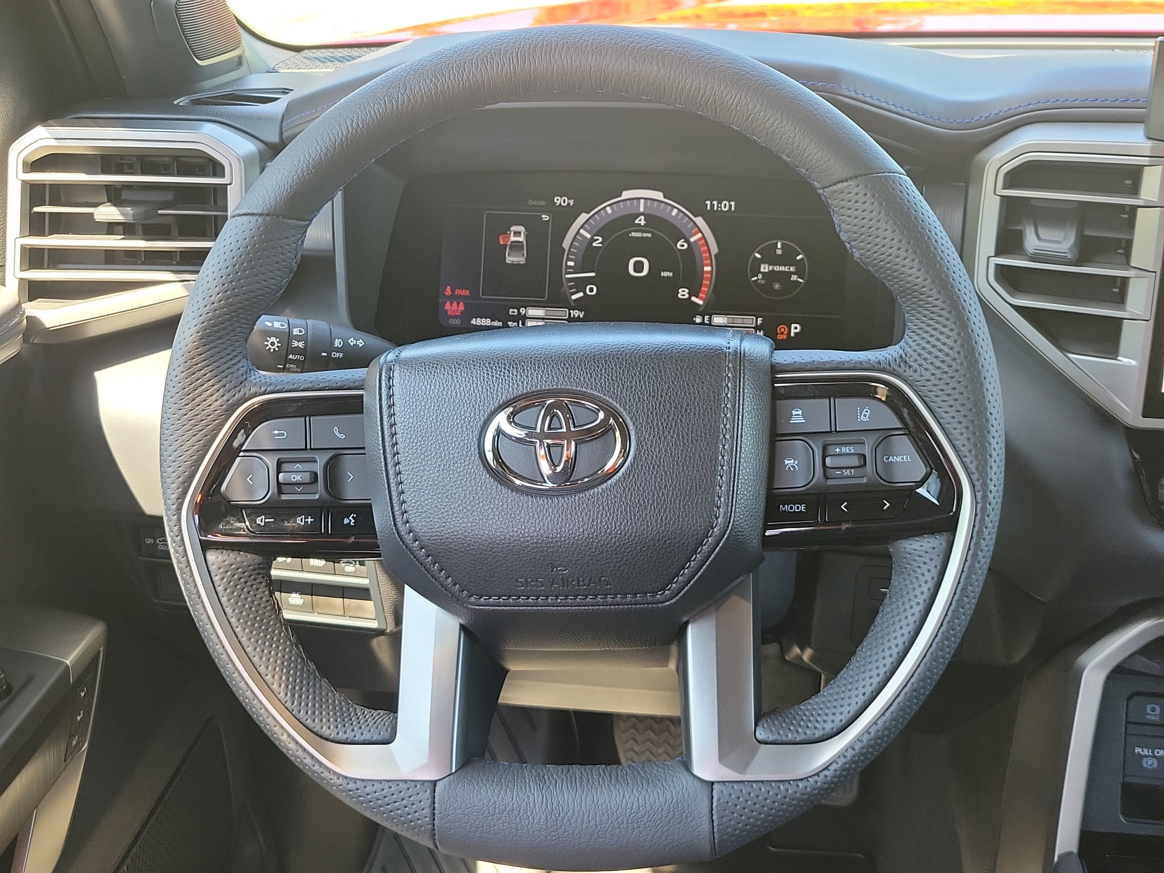 2026 Toyota Tundra Platinum CrewMax 5.5' Bed