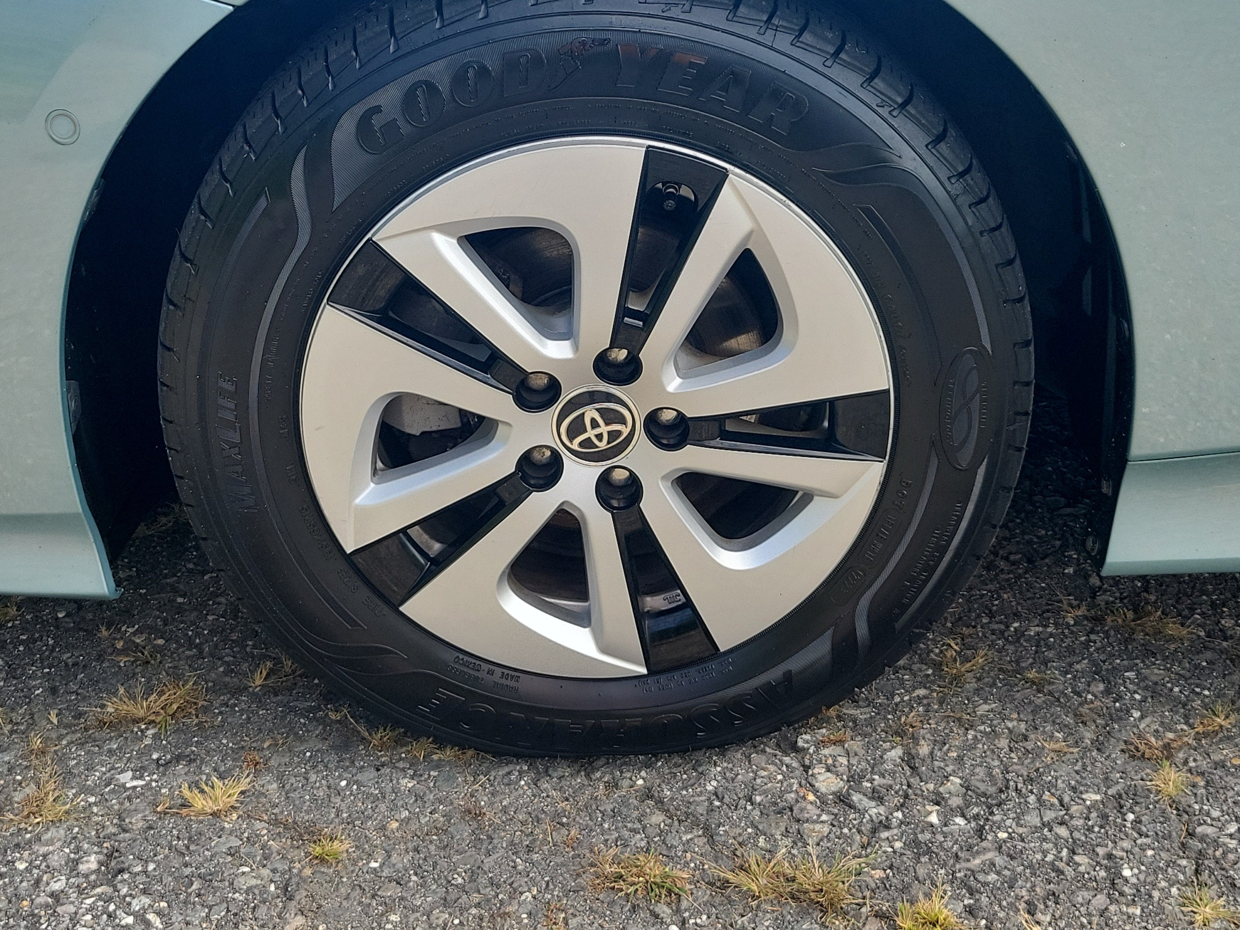 2017 Toyota Prius Two