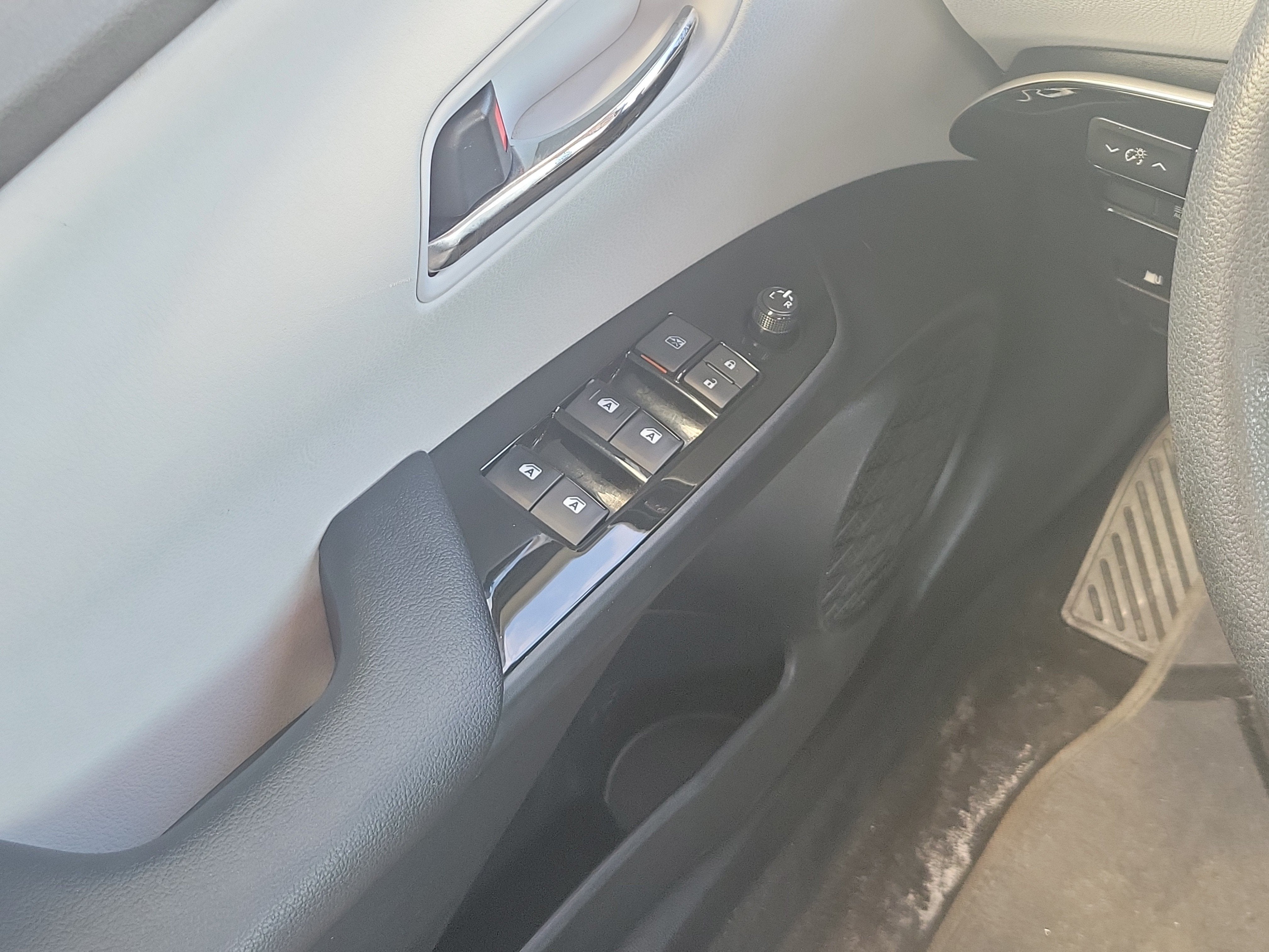 2017 Toyota Prius Two