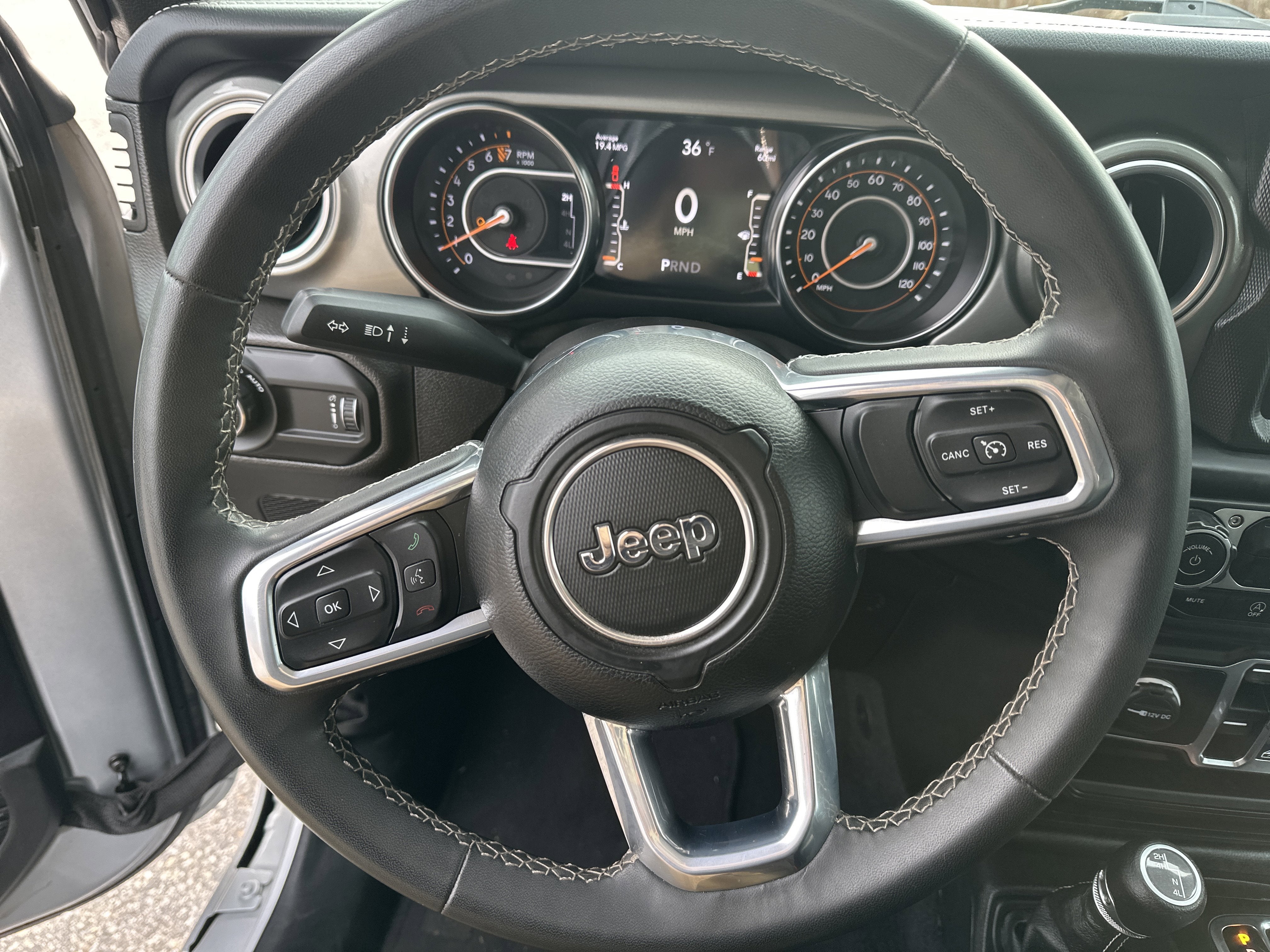 2023 Jeep Gladiator Overland