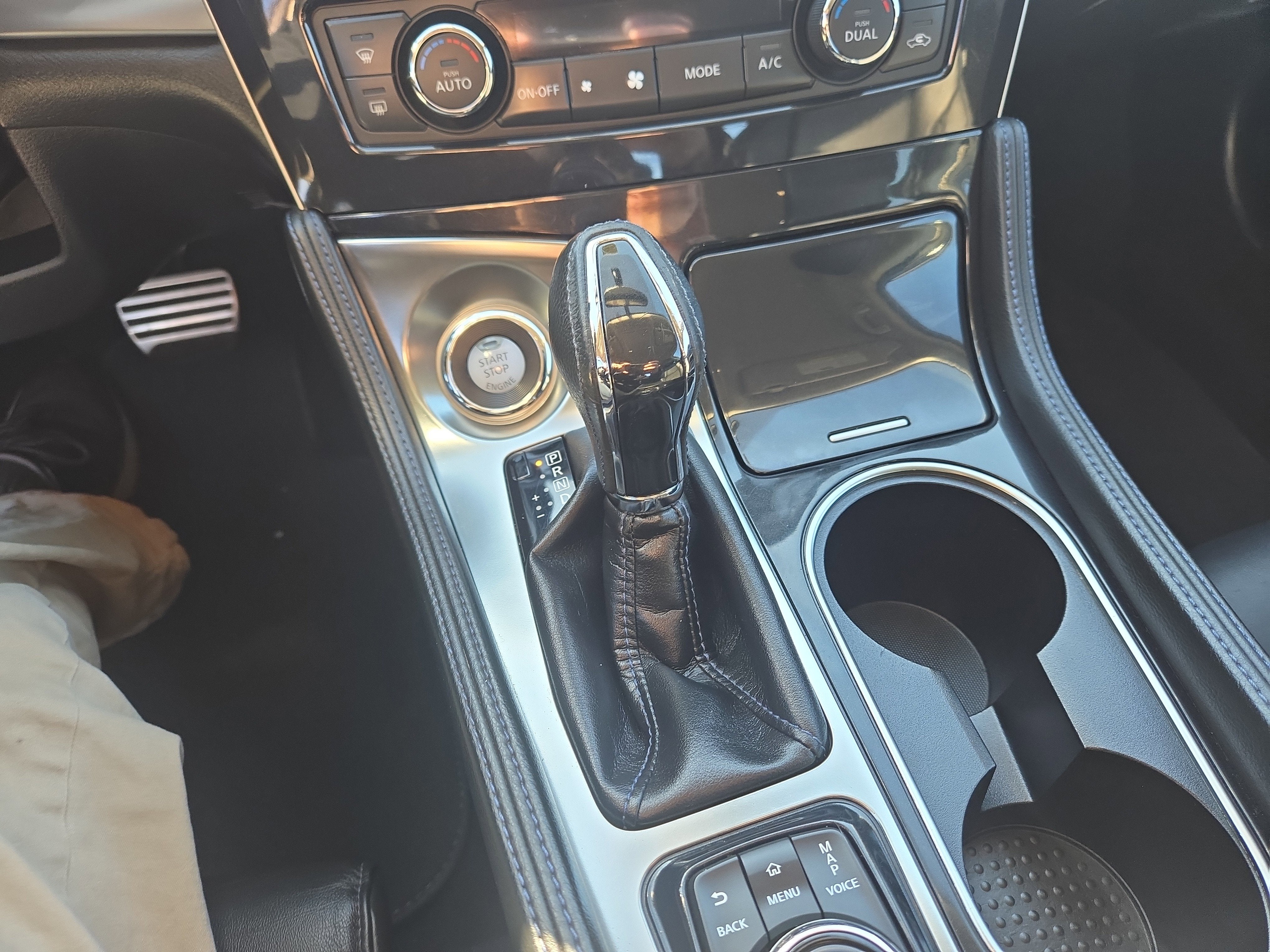 2018 Nissan Maxima SR