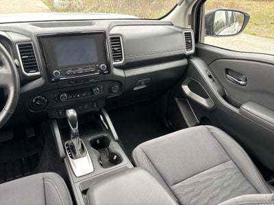 2024 Nissan Frontier Crew Cab SV