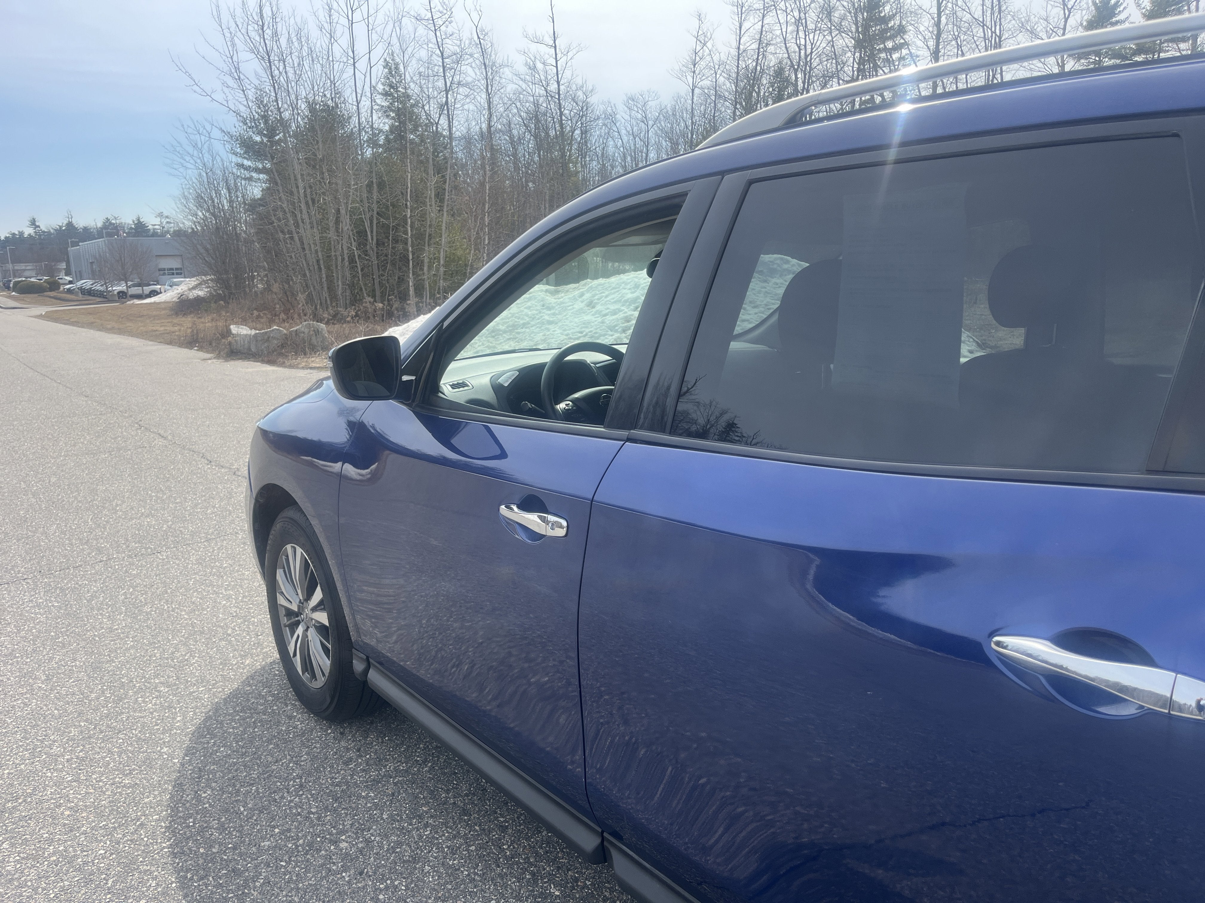 2019 Nissan Pathfinder S