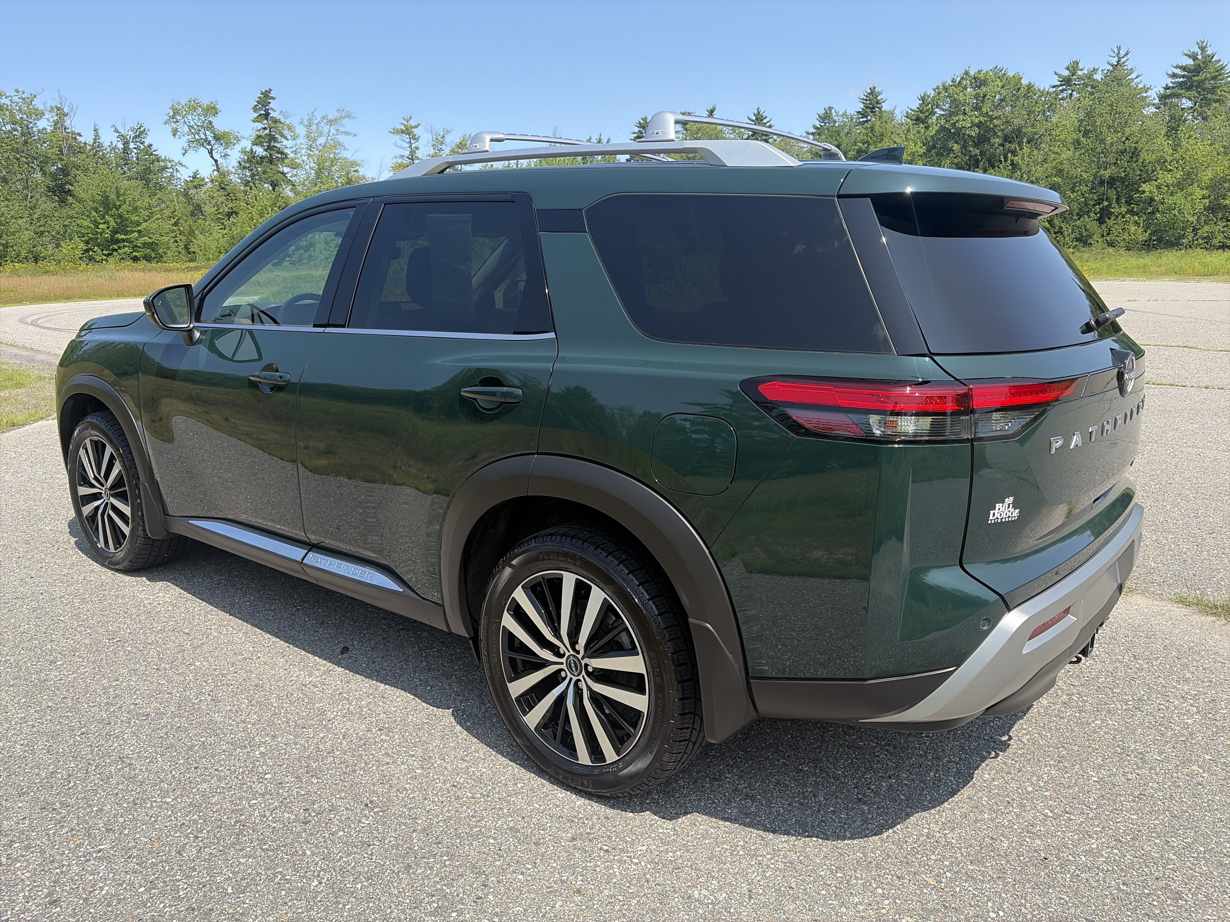 2024 Nissan Pathfinder Platinum