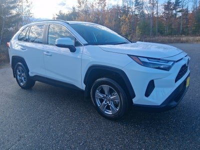 2025 Toyota RAV4 Hybrid XLE