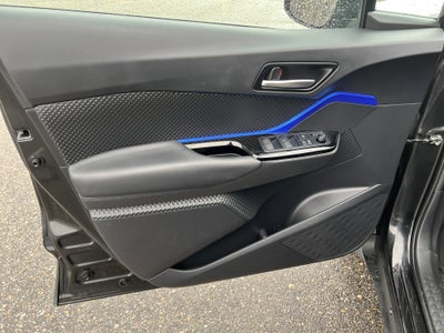 2021 Toyota C-HR LE