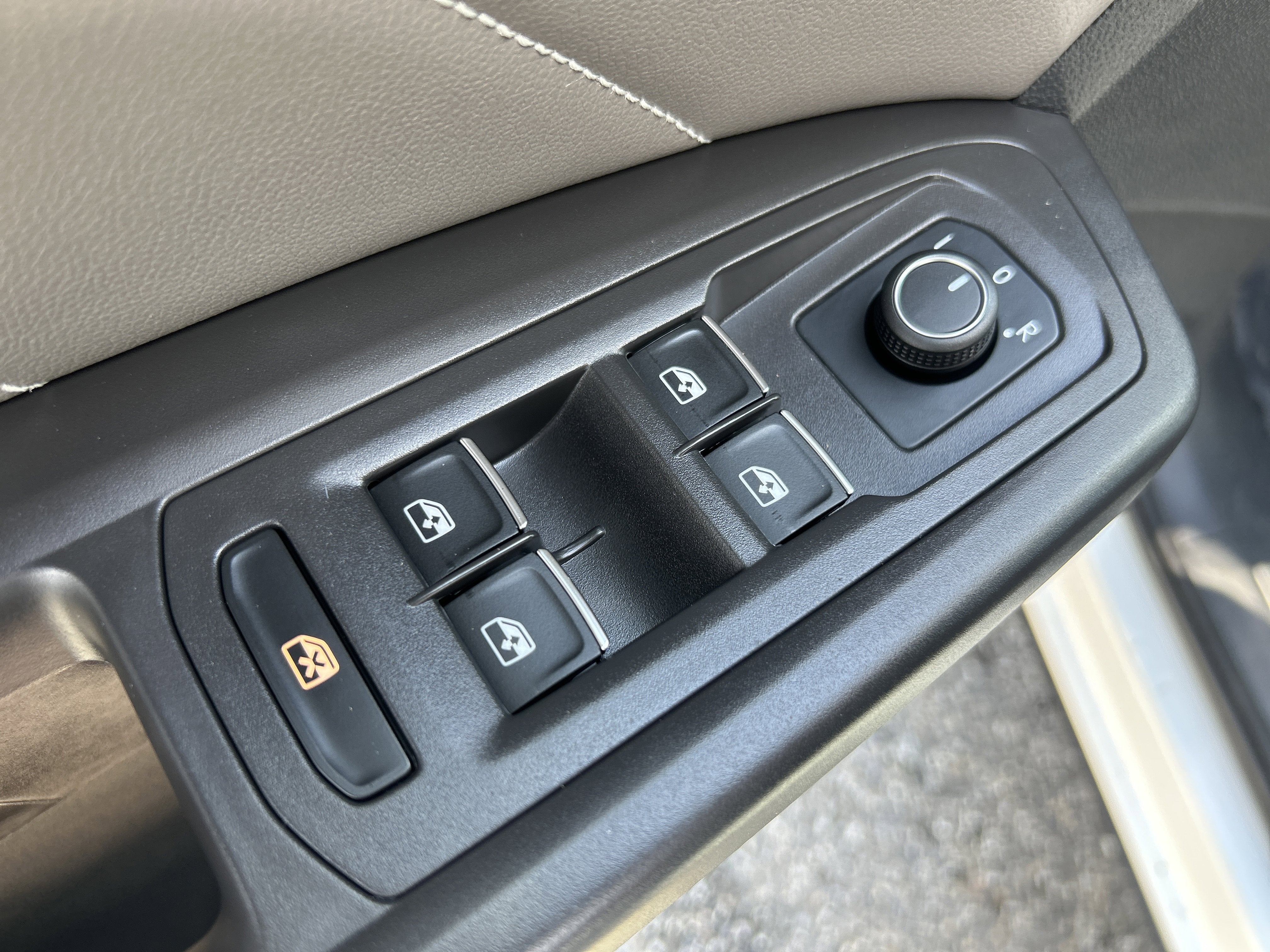 2023 Volkswagen Atlas Cross Sport 3.6L V6 SEL