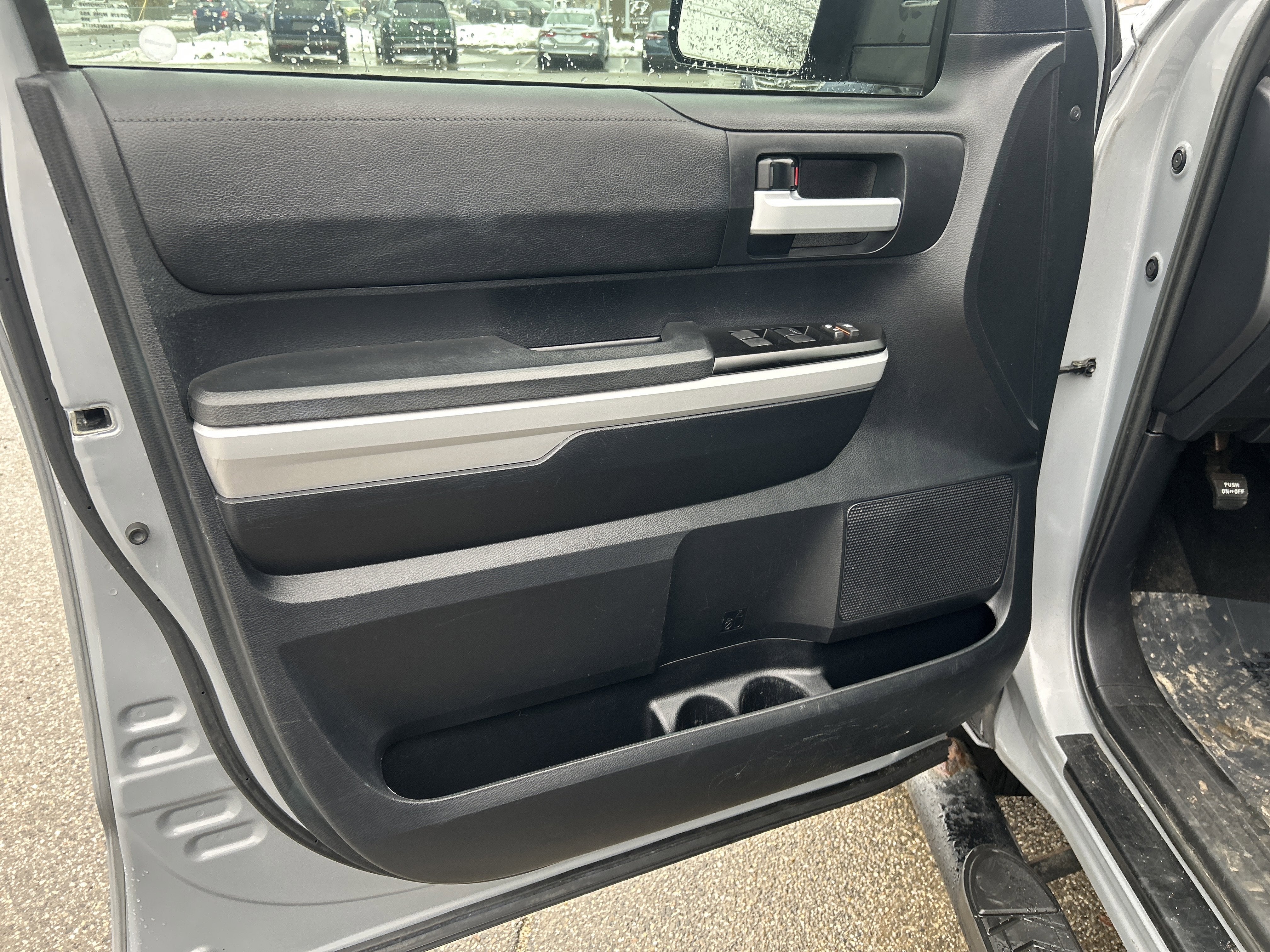 2019 Toyota Tundra 4WD SR5