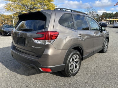 2022 Subaru Forester Premium